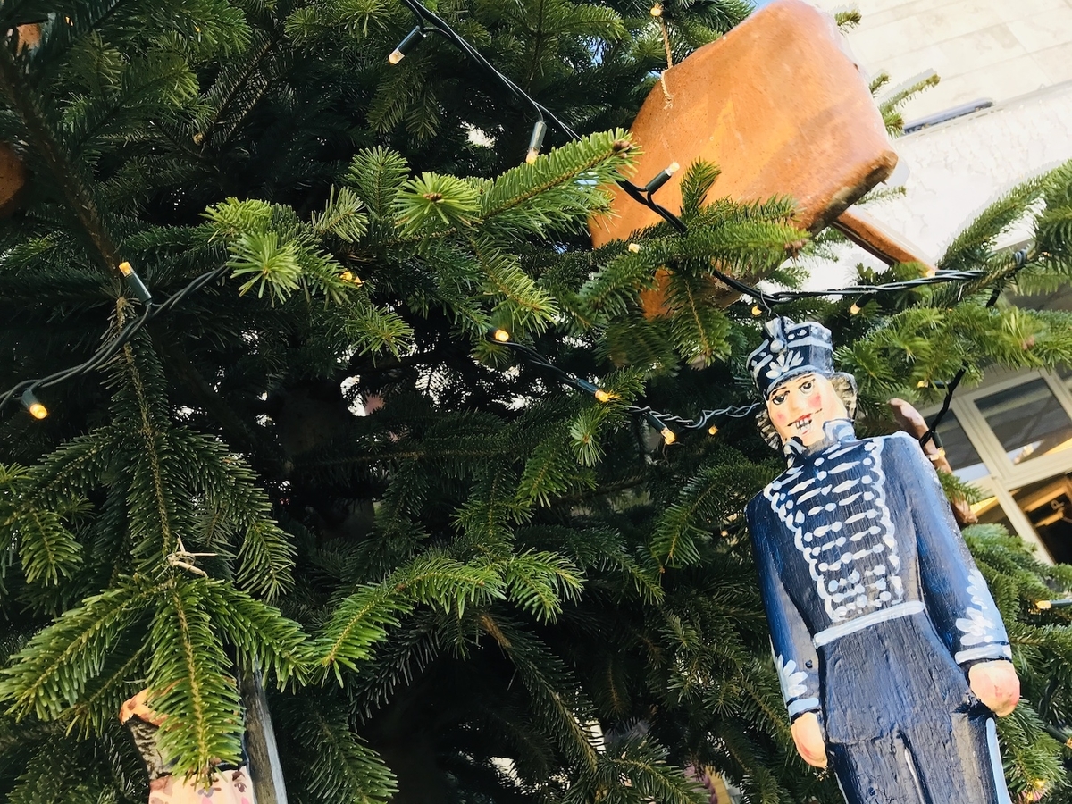 f:id:momerath:20200109010559j:plain