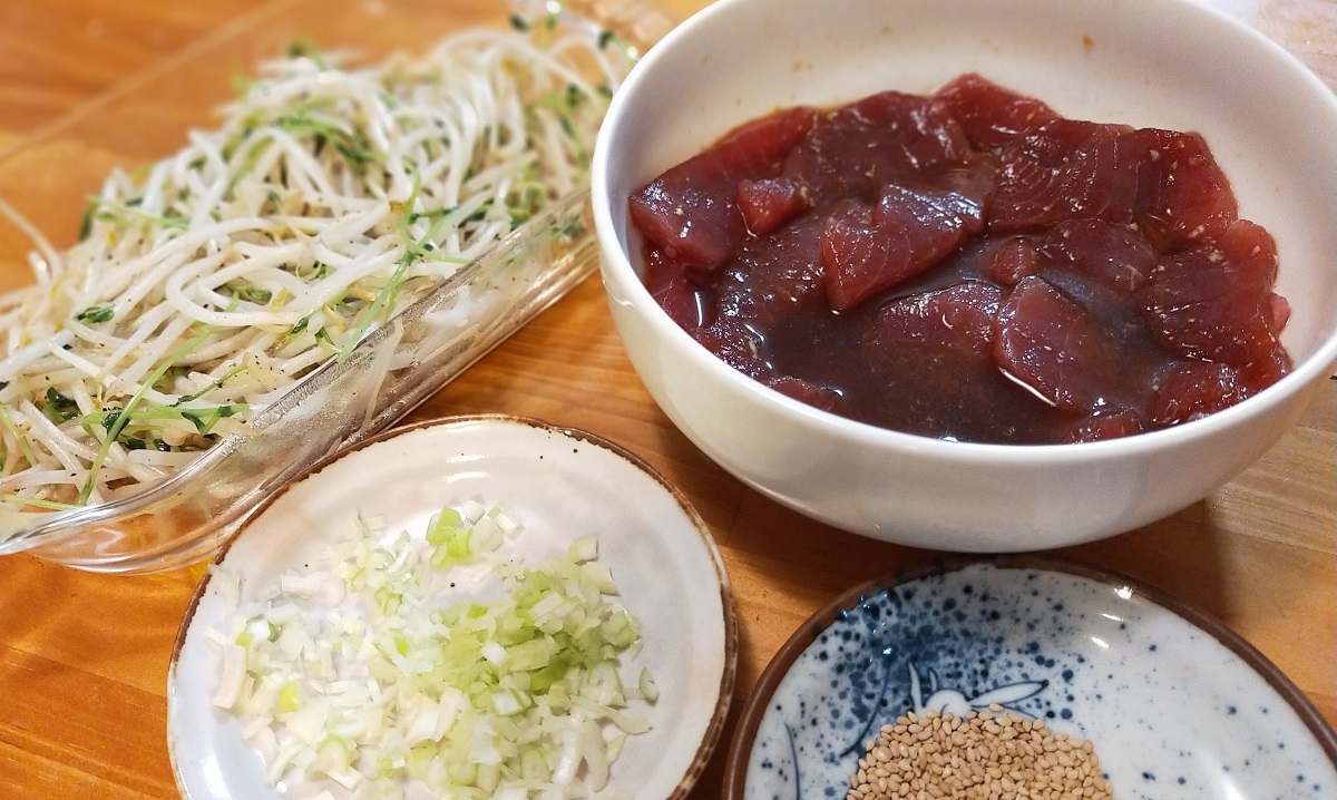 マグロ漬け丼