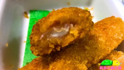 やましろやのお惣菜『やわらかイカフライ』断面