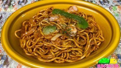 とりせんのお惣菜『懐かしの濃厚太麺ナポリタン』