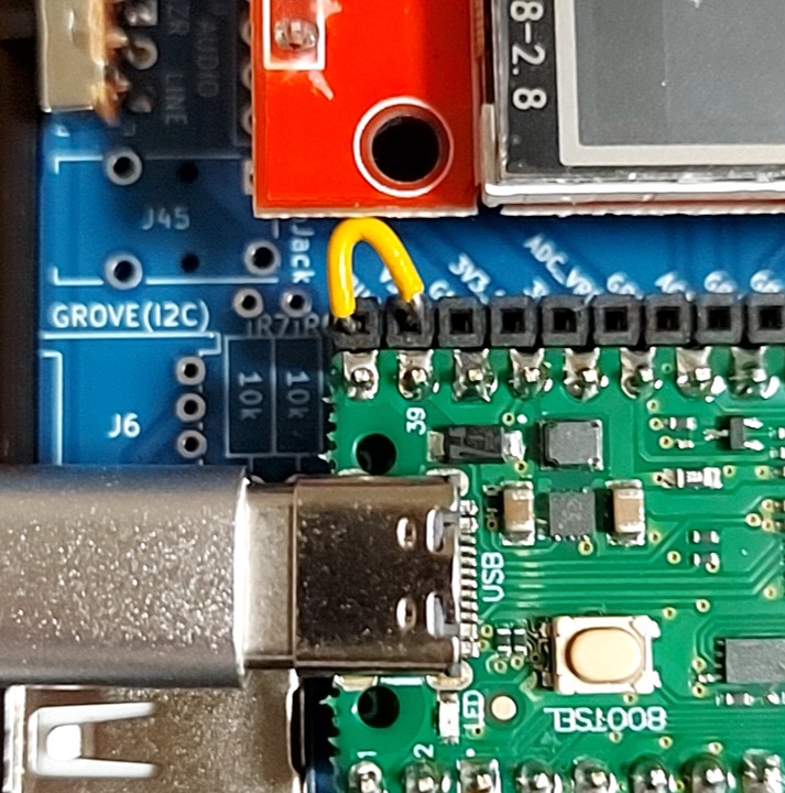 MachiKania に自作キーボードをCtoCケーブルで接続できるか検証して