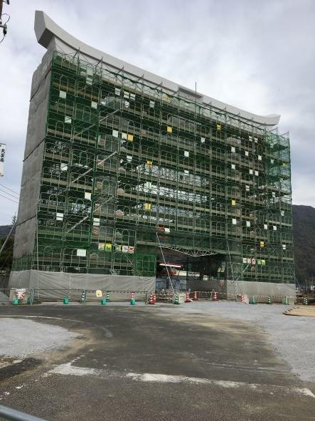 一の鳥居（宇迦橋大鳥居）工事中