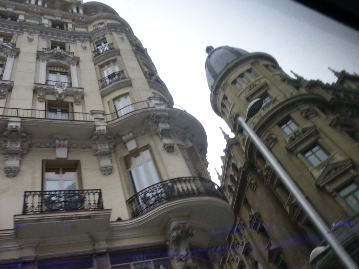 冬のスペイン周遊ツアー4 マドリッド市内 スペイン広場 プラド美術館 観光 おでかけ ももよろず