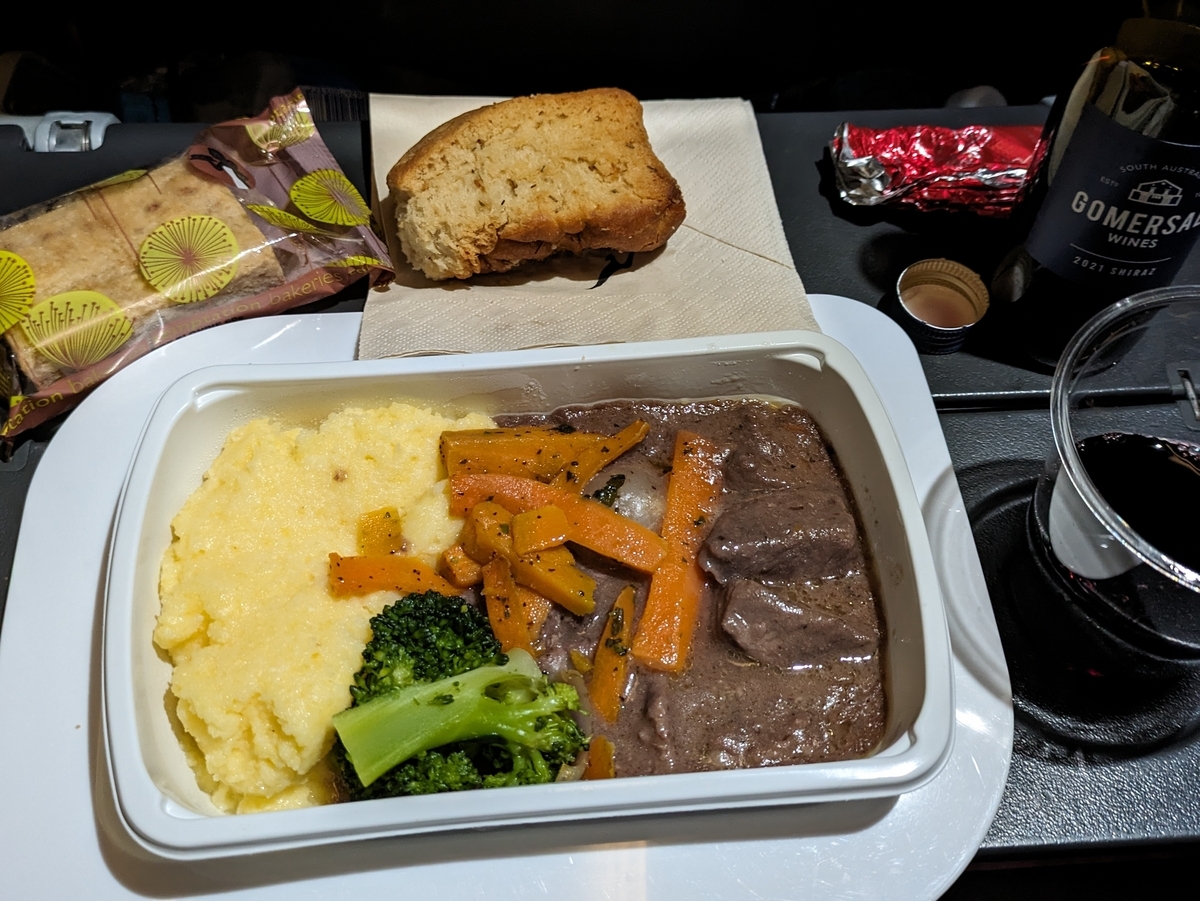 シドニー旅行記21】カンタス航空QF25搭乗記 ～シドニーから夜行