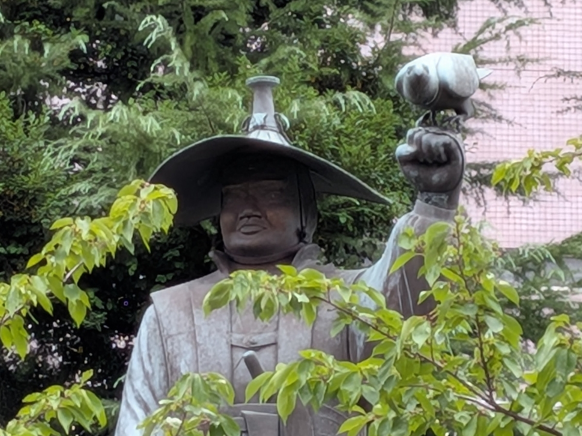 東京はここだけ？】ひっそりたたずむ徳川家康像 - おでかけ ももよろず