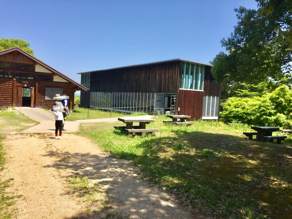 ハイヅカ 湖畔 の 森 キャンプ 場