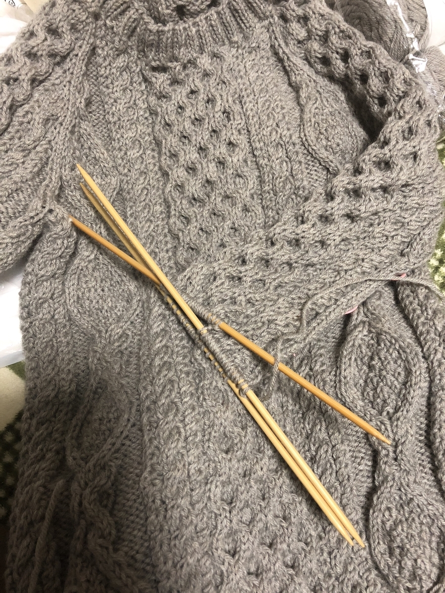 Michiyo先生のアランタイトプルオーバー 完成まであと少し あみものきろく