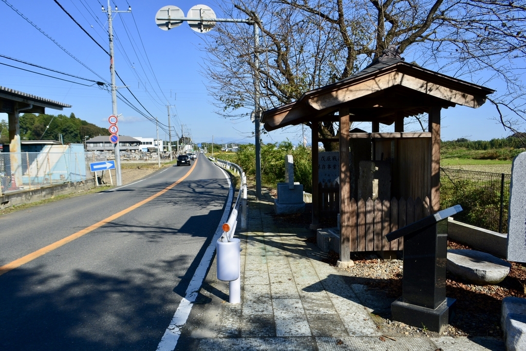f:id:mondo7:20181023225150j:plain f:id:mondo7:20181023225150j:plain