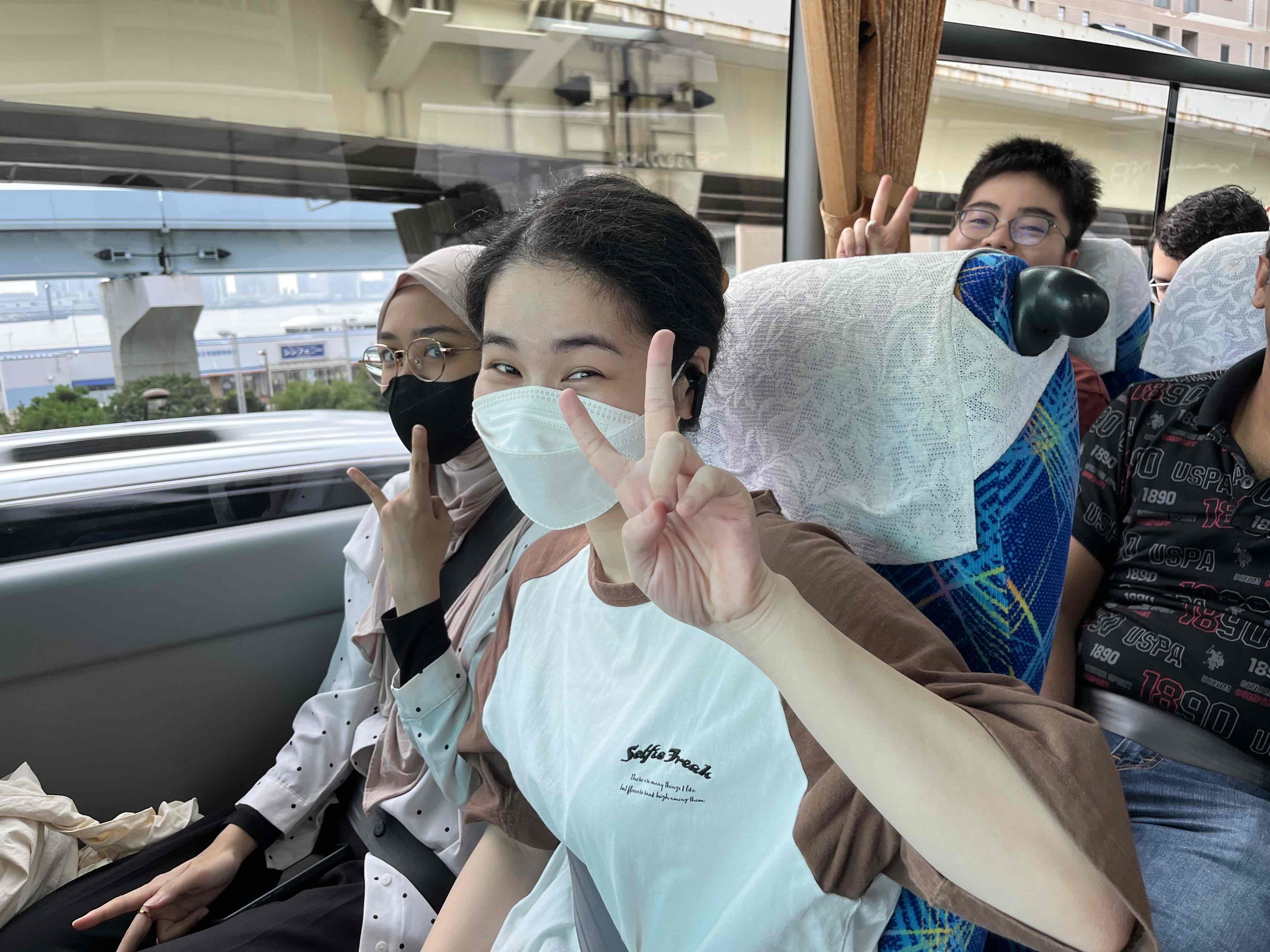 bus2