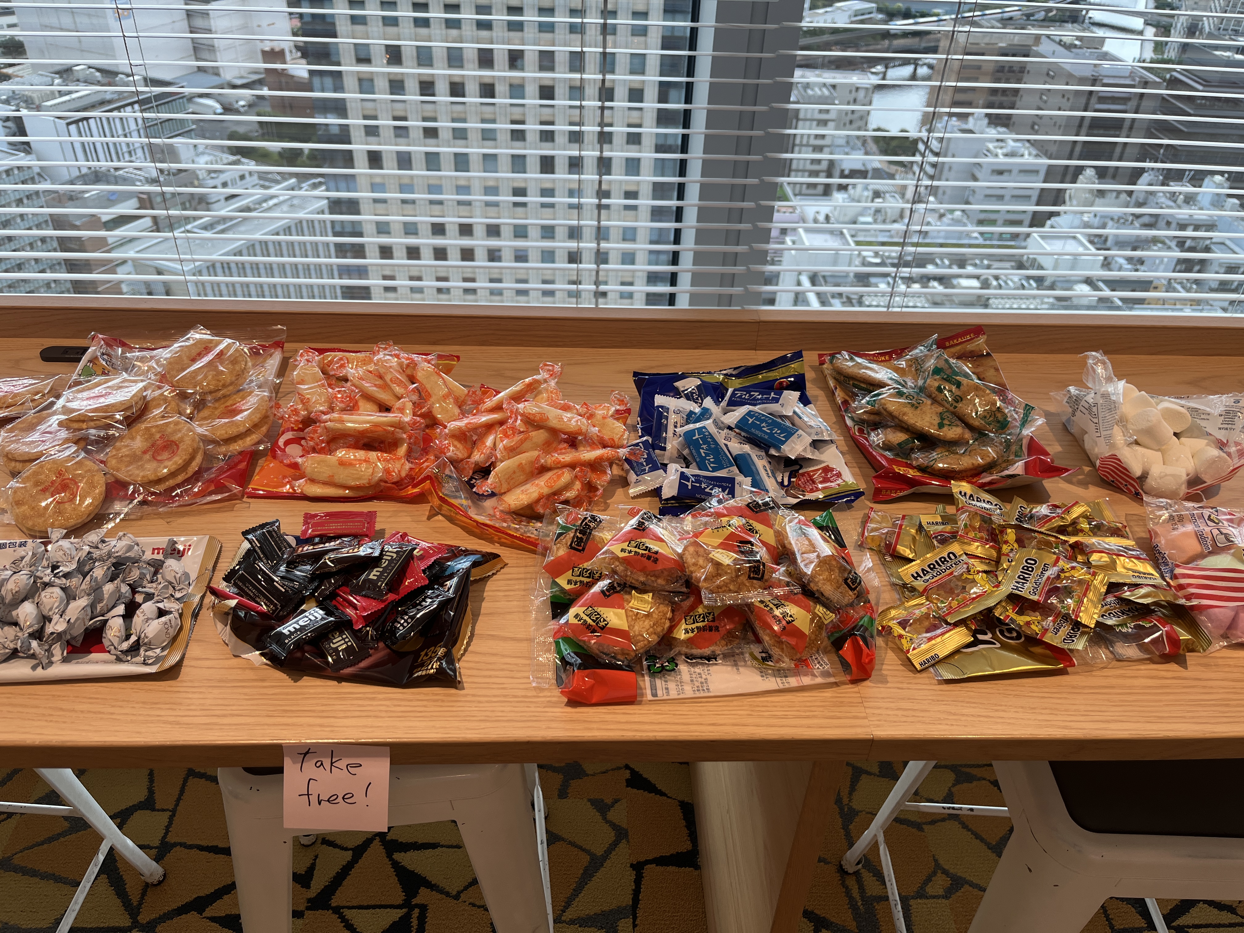 会場で配られていたお菓子