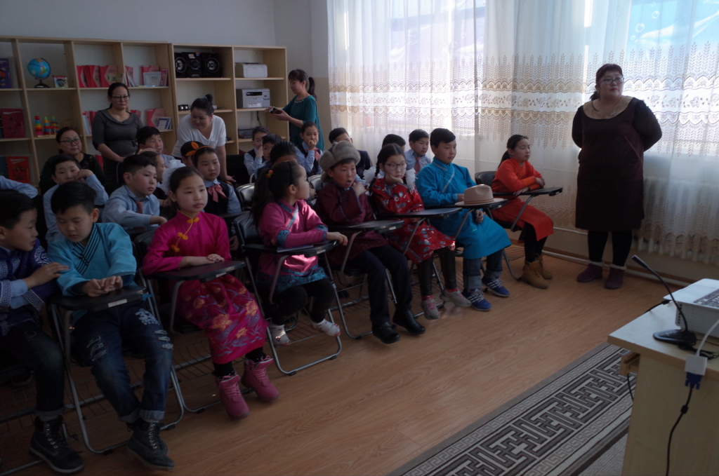 f:id:mongolia28:20170324133853j:plain