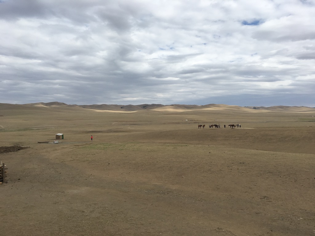 f:id:mongolia28:20170625164528j:plain f:id:mongolia28:20170625164528j:plain