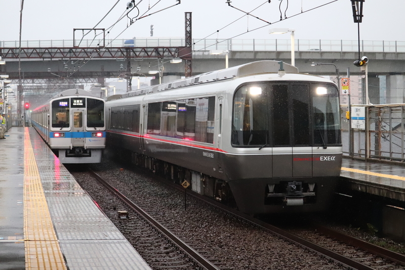 f:id:monhime:20191125081420j:plain 小田急小田原線 厚木駅