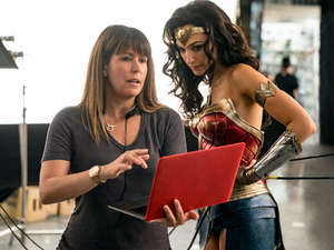 映画「ワンダーウーマン1984」感想ネタバレあり解説 欲望渦巻く