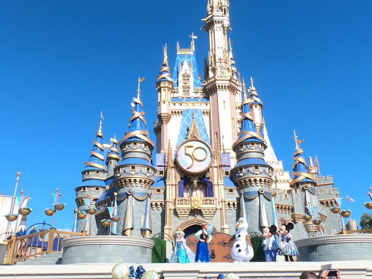 最終値下げ！ディズニー シンデレラ城 キャッスル マジックキングダム アメリカ・カナダ旅行】マジックキングダム！ - monkeyAaichanの日記