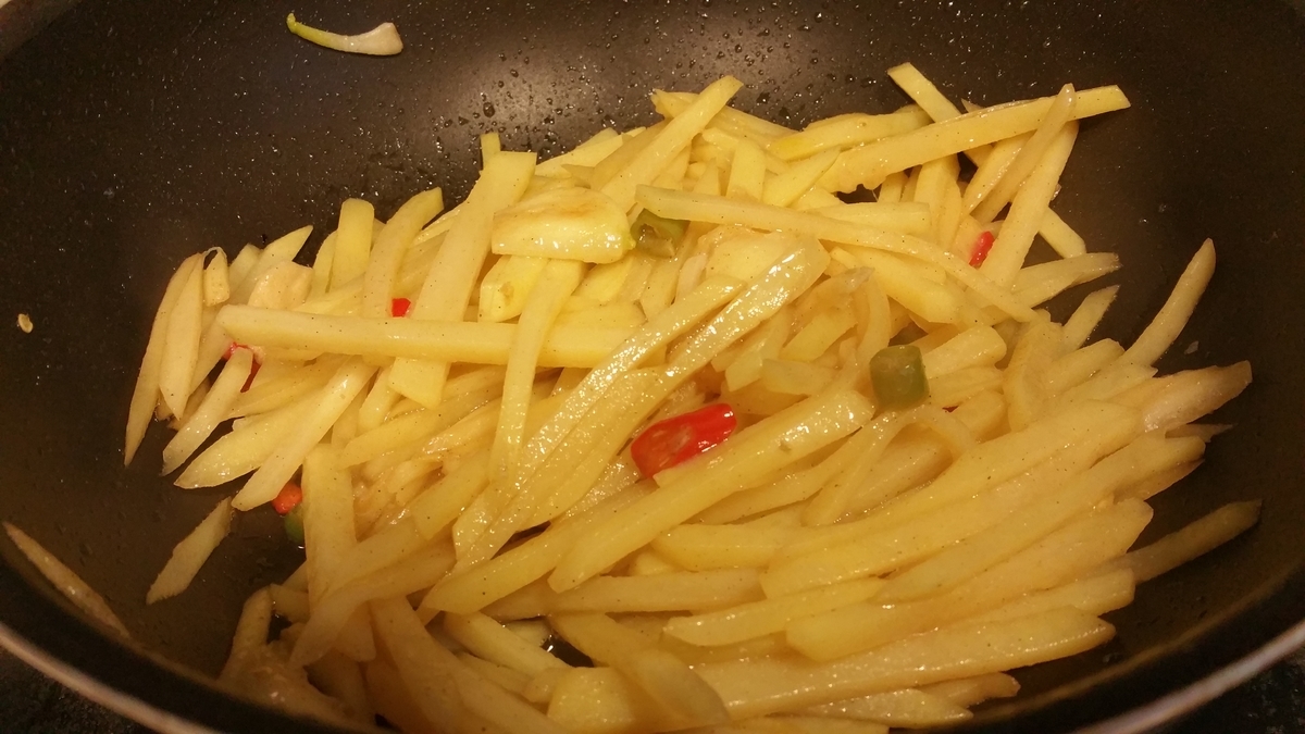 f:id:monmishe:20190529191247j:plain 酸辣土豆絲