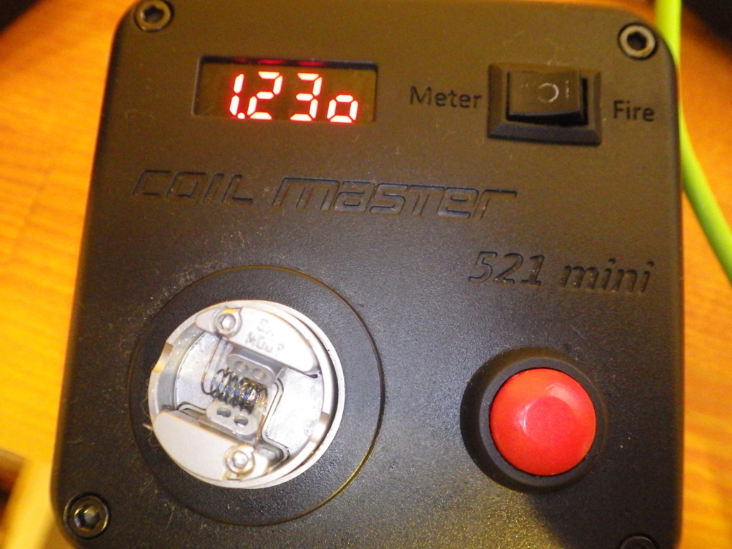 Havana CARAMEL TOBACCO {humble juice co} こちら喫煙所。