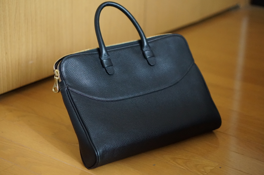 30代、40代のワンランク上のビジネスバッグとしておススメ。トフ