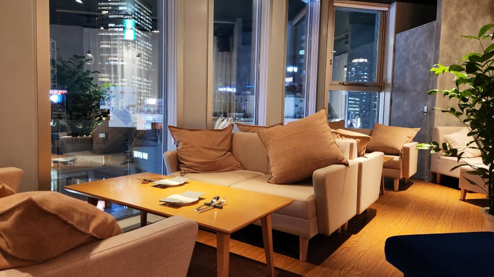 24/7 caf&eacute; apartment 池袋