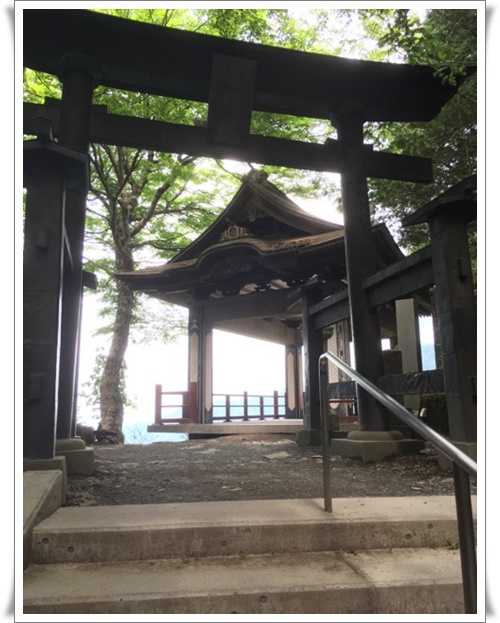 f:id:monster-cat:20180617214404j:plain f:id:monster-cat:20180617214404j:plain