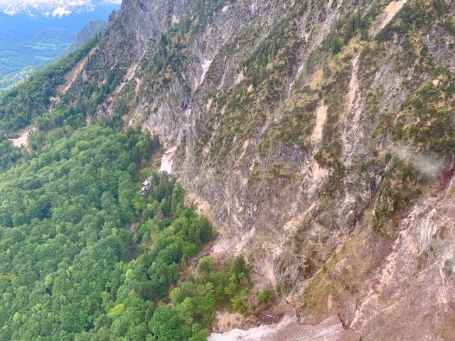 f:id:moonbow5:20190618152837j:plain f:id:moonbow5:20190618152837j:plain