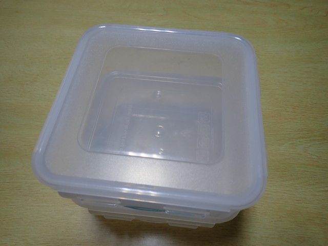 自作 家庭できのこ栽培できる容器を身近なもので作ってみた 1号器 さかなきのこ