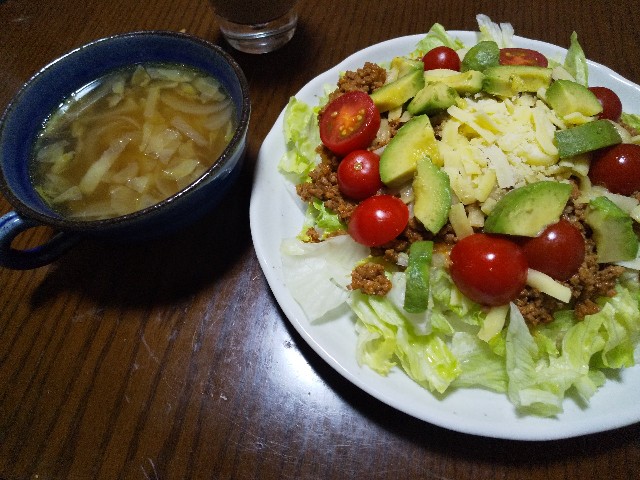 タコライス　沖縄料理　レシピ　御飯物　丼物　郷土料理　タコミート　おうちごはん　カフェ飯　男の料理