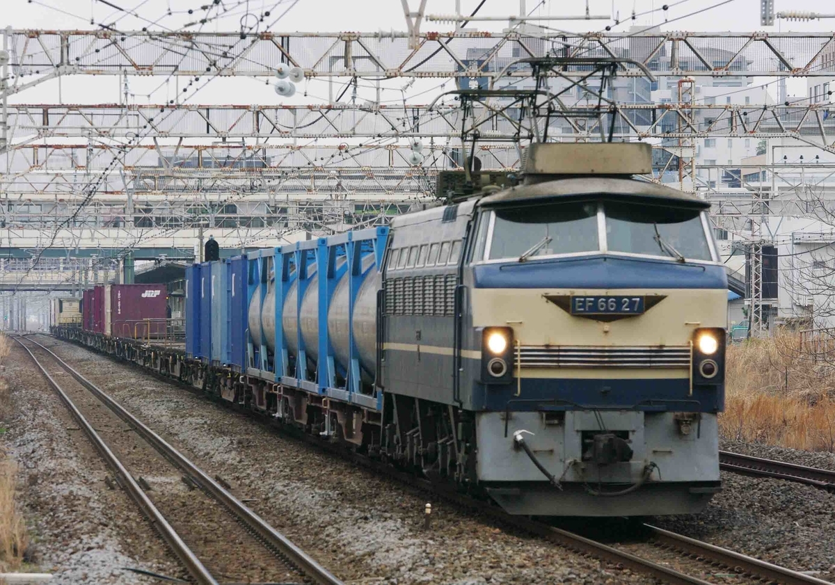 【EF66‐27]　EF66-0　27号機　ニーナ　ゼロロク　1097レ　EH500　金太郎　2079レ　平塚　大磯　相模貨物　撮影地　東海道線　赤パロマコンテナ　【高鮮度高品質保持物流】コンテナ（東札幌日通輸送）　平塚市　鍼灸マッサージ