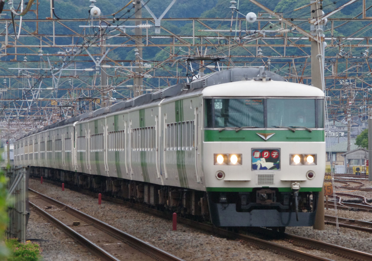 185系　E257系2000番台　E261系　特急踊り子号　特急サフィール踊り子号　東京　伊豆急下田　修善寺　平塚　大磯　撮影地　東海道線　貨物列車　EF66-100　EH500　EF210