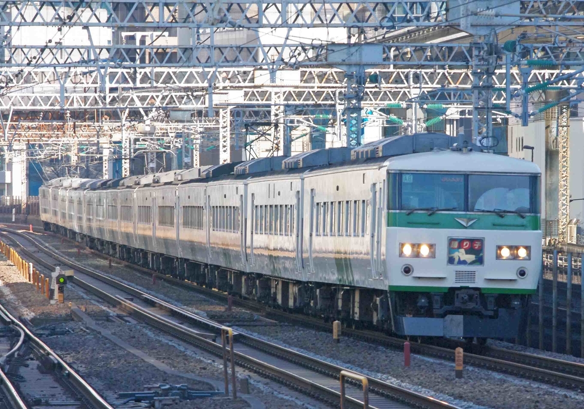 田町駅　東海道線　E261系　185系　サフィール踊り子号　常磐線　上野東京ライン　撮影地　