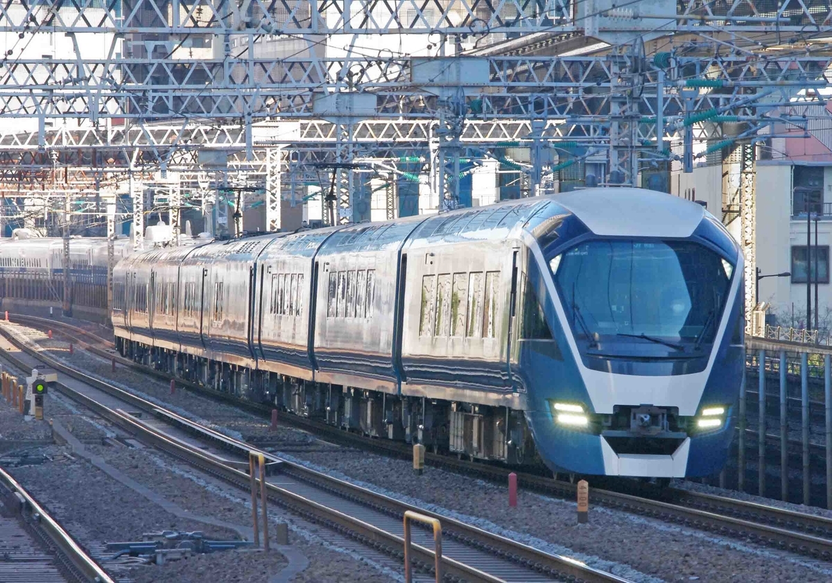 田町駅　東海道線　E261系　185系　サフィール踊り子号　常磐線　上野東京ライン　撮影地　