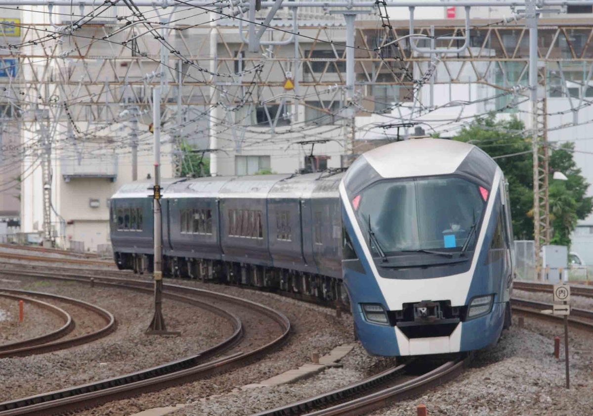 戸塚大カーブ　東海道線　横須賀線　撮影地　E261系　E259系　成田エクスプレス　サフィール踊り子　E235系1000番台　E231系　E233系　E217系