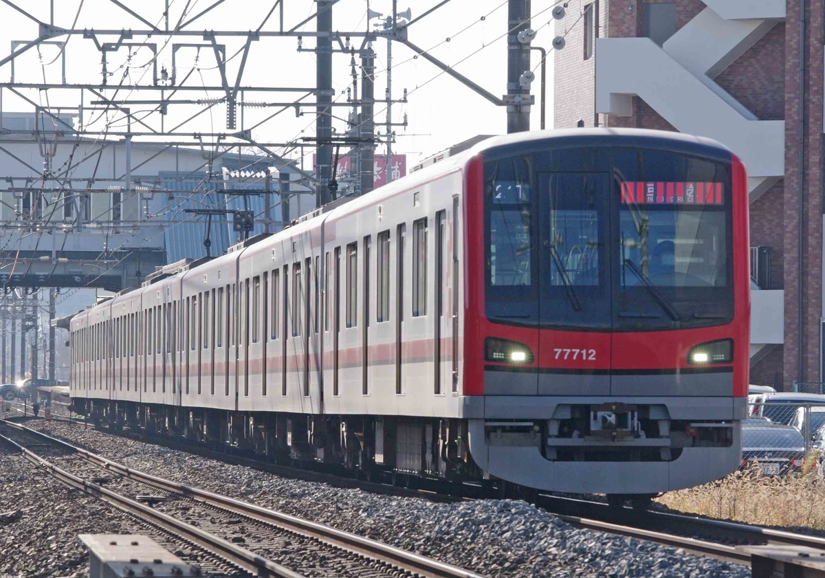 東武100系　スペーシア【1720系デラックスロマンスカーカラー】リバイバル編成
武里　一ノ割　撮影地　東武スカイツリーライン　東武伊勢崎線　東急2020系　70000系　100030系　200系　東急2020系　東京メトロ8000系　東京メトロ13000系　日比谷線　半蔵門線　田園都市線