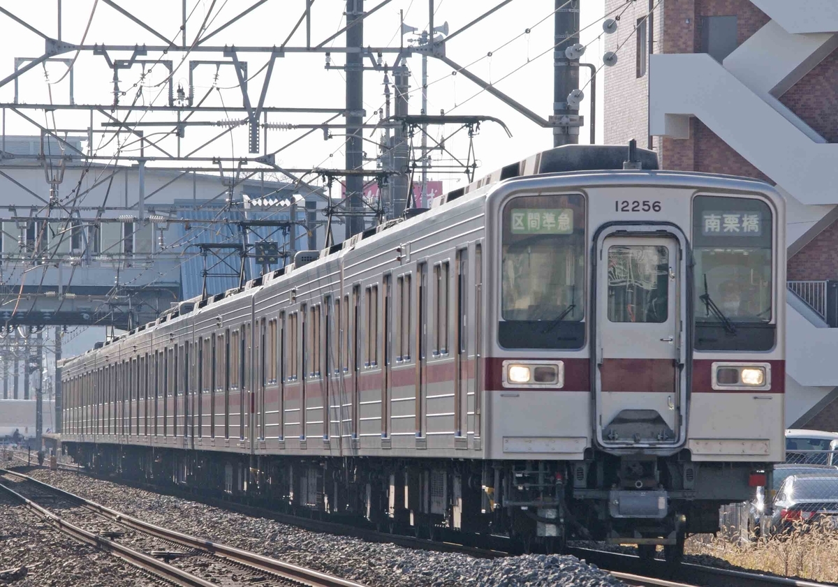 東武100系　スペーシア【1720系デラックスロマンスカーカラー】リバイバル編成
武里　一ノ割　撮影地　東武スカイツリーライン　東武伊勢崎線　東急2020系　70000系　100030系　200系　東急2020系　東京メトロ8000系　東京メトロ13000系　日比谷線　半蔵門線　田園都市線