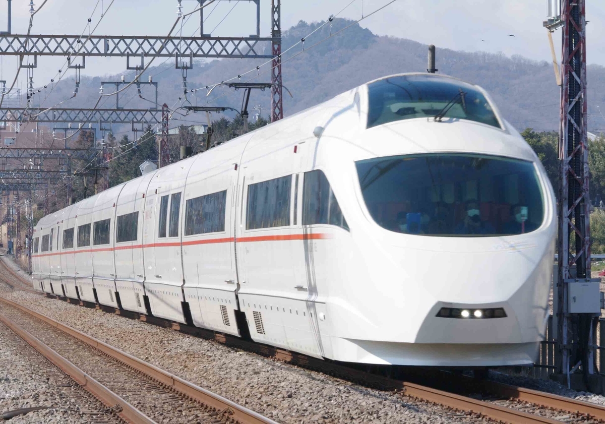 VSE50000形　小田急線　伊勢原　鶴巻温泉　撮影地　VSE引退　ラストラン　ロマンスカー　EXE α30000形　5000形　8000形　快速急行