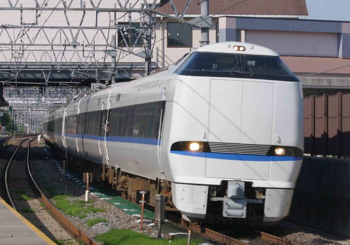 681系 V11編成 683系4000番台 特急サンダーバード号 島本駅 JR京都線 撮影地 287系 特急こうのとり号 新快速 223系