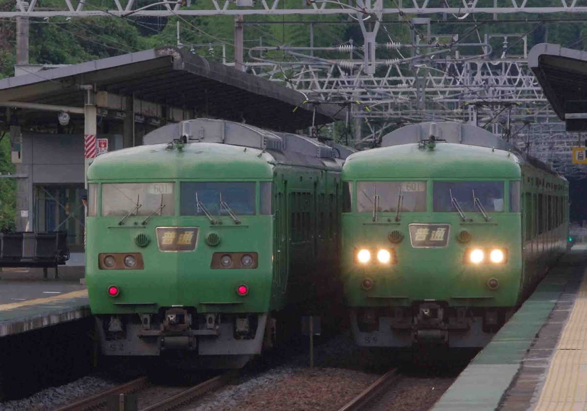 681系　V12編成　683系　特急サンダーバード号　おごと温泉駅　撮影地　湖西線　雄琴ソープ街　雄琴風俗街　223系　225系　新快速　117系　113系