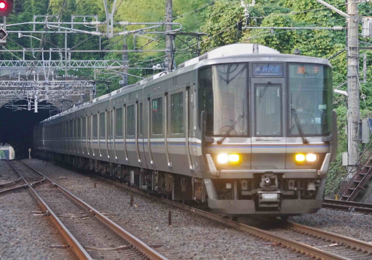 681系　V12編成　683系　特急サンダーバード号　おごと温泉駅　撮影地　湖西線　雄琴ソープ街　雄琴風俗街　223系　225系　新快速　117系　113系