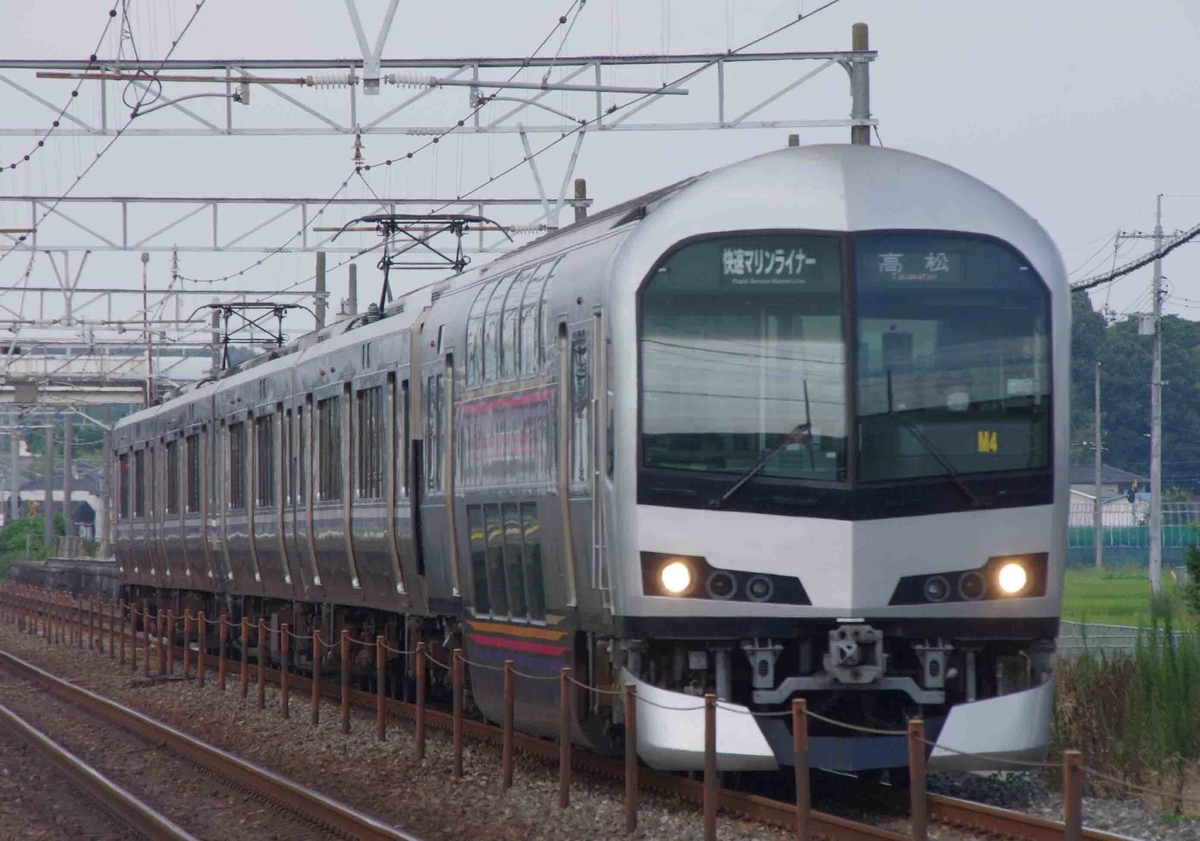 8000系　8600系　2700系　115系　5000系　223系5000番台　瀬戸大橋アンパンマントロッコ号　しおかぜ　南風　マリンライナー　アンパンマン列車　早島　久々原　撮影地　瀬戸大橋線　宇野線 　213系7000番台【ラ・マル・ド・ボァ】　快速　ラ・マルせとうち