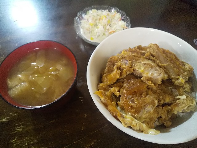 かつ丼　レシピ　男の料理　おうちごはん　丼物