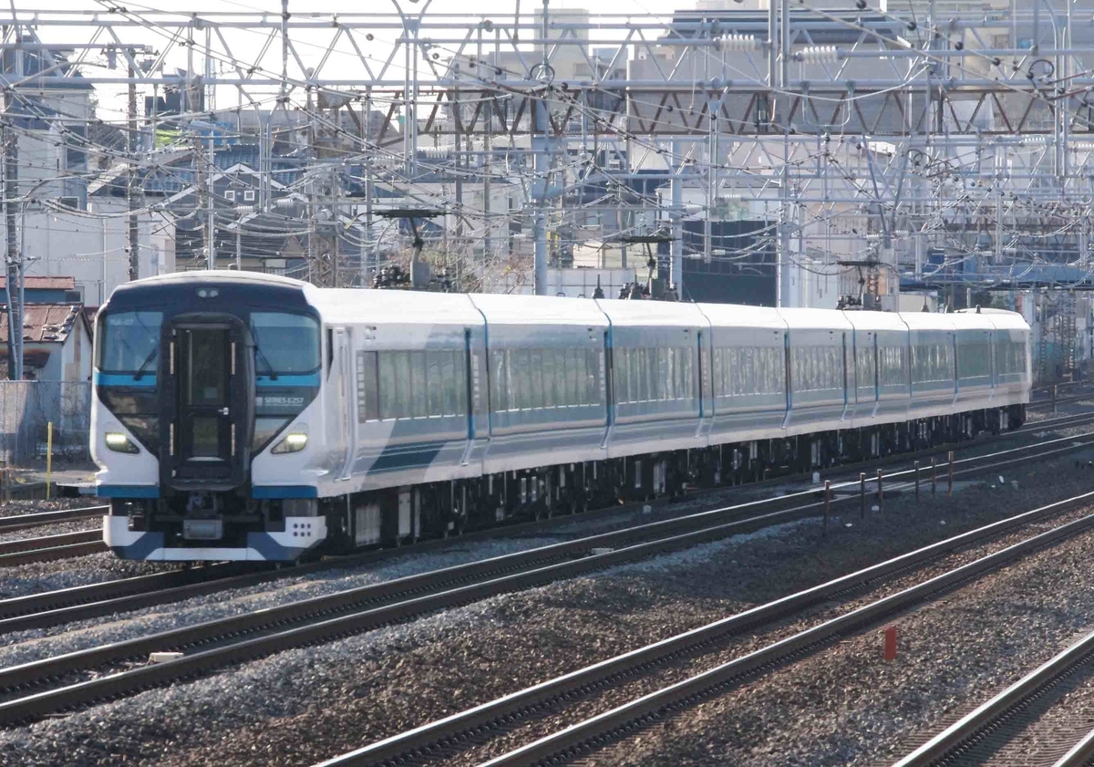 185系　B6編成　成田山新勝寺　成田臨　E217系　E235系1000番台　E231系　E233系　E259系　E257系2000番台　戸塚　大船　戸塚大カーブ横須賀線　東海道線　撮影地