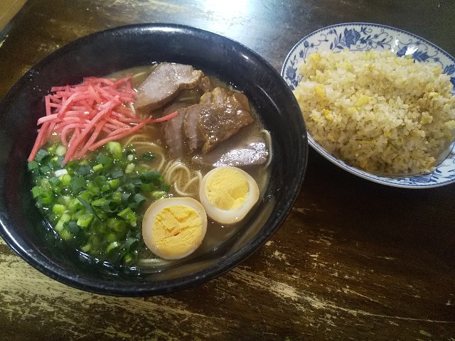 とんこつラーメン　炒飯　レシピ　男の料理　おうちごはん