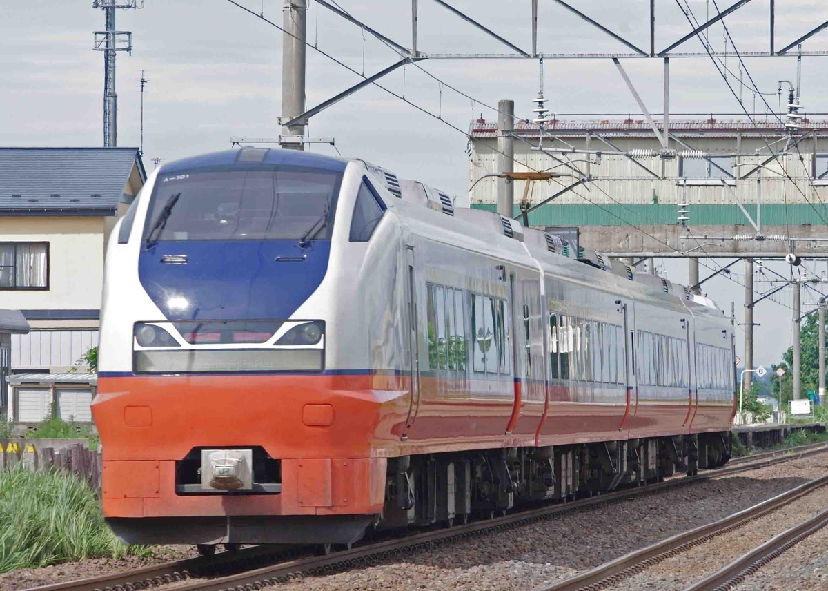 撮影地 奥羽線 撫牛子 弘前 五能線 HB-E300系 ひなび
SATONO 701系 GV-E400系 E751系 EF510 キハ48系 リゾートしらかみ くまげら編成 スーパーつがる号 貨物列車 奥羽線 五能線90周年記念号 リゾートひなびSATONO 臨時快速