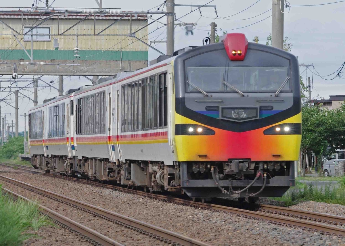 撮影地 奥羽線 撫牛子 弘前 五能線 HB-E300系 ひなび
SATONO 701系 GV-E400系 E751系 EF510 キハ48系 リゾートしらかみ くまげら編成 スーパーつがる号 貨物列車 奥羽線 五能線90周年記念号 リゾートひなびSATONO 臨時快速