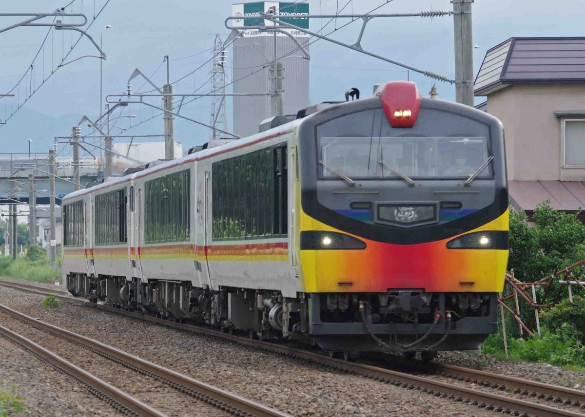撮影地 奥羽線 撫牛子 弘前 五能線 HB-E300系 ひなび
SATONO 701系 GV-E400系 E751系 EF510 キハ48系 リゾートしらかみ くまげら編成 スーパーつがる号 貨物列車 奥羽線 五能線90周年記念号 リゾートひなびSATONO 臨時快速