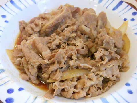 東京都足立区一ツ家１丁目にある牛丼チェーン店「すき家　足立一ツ家店」牛皿（肉2倍盛）