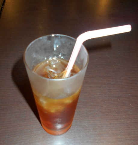 東武スカイツリーラインのせんげん台駅を最寄駅とする埼玉県越谷市千間台東１丁目にある居酒屋鍛冶屋文蔵せんげん台店のウーロン茶