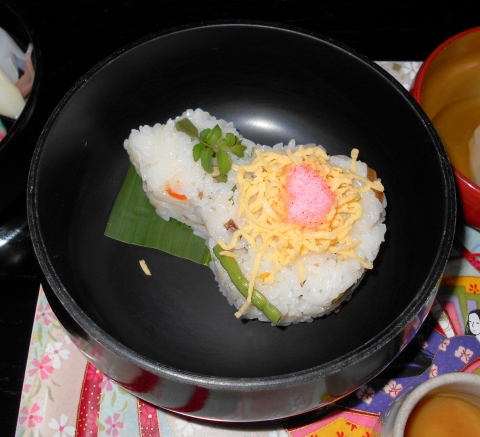 島根県鹿足郡津和野町後田口にある和食のお店「沙羅の木松韻亭」山菜つづり　琴　下の段　山菜五目ちらし寿司
