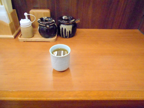 神奈川県川崎市中原区木月1丁目にあるからあげ専門店「からやま 元住吉店」 神奈川県川崎市中原区木月1丁目にあるからあげ専門店「からやま 元住吉店」店内