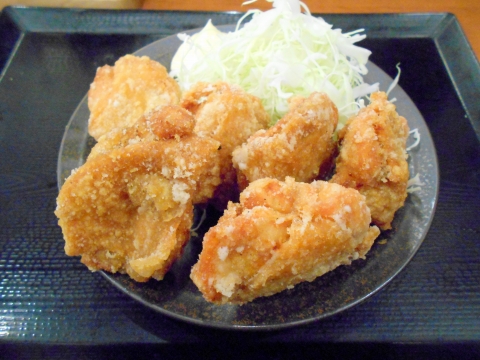 神奈川県川崎市中原区木月1丁目にあるからあげ専門店「からやま 元住吉店」 神奈川県川崎市中原区木月1丁目にあるからあげ専門店「からやま 元住吉店」からやま定食のからあげ